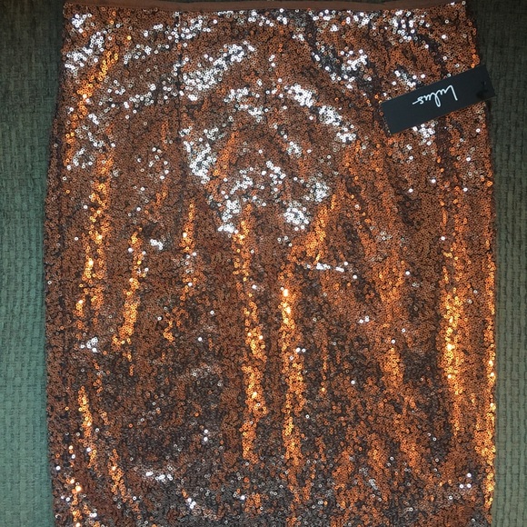 Lulu’s Dancing ‘till Daylight Copper Sequin Bodycon Skirt NWT - Picture 2 of 5